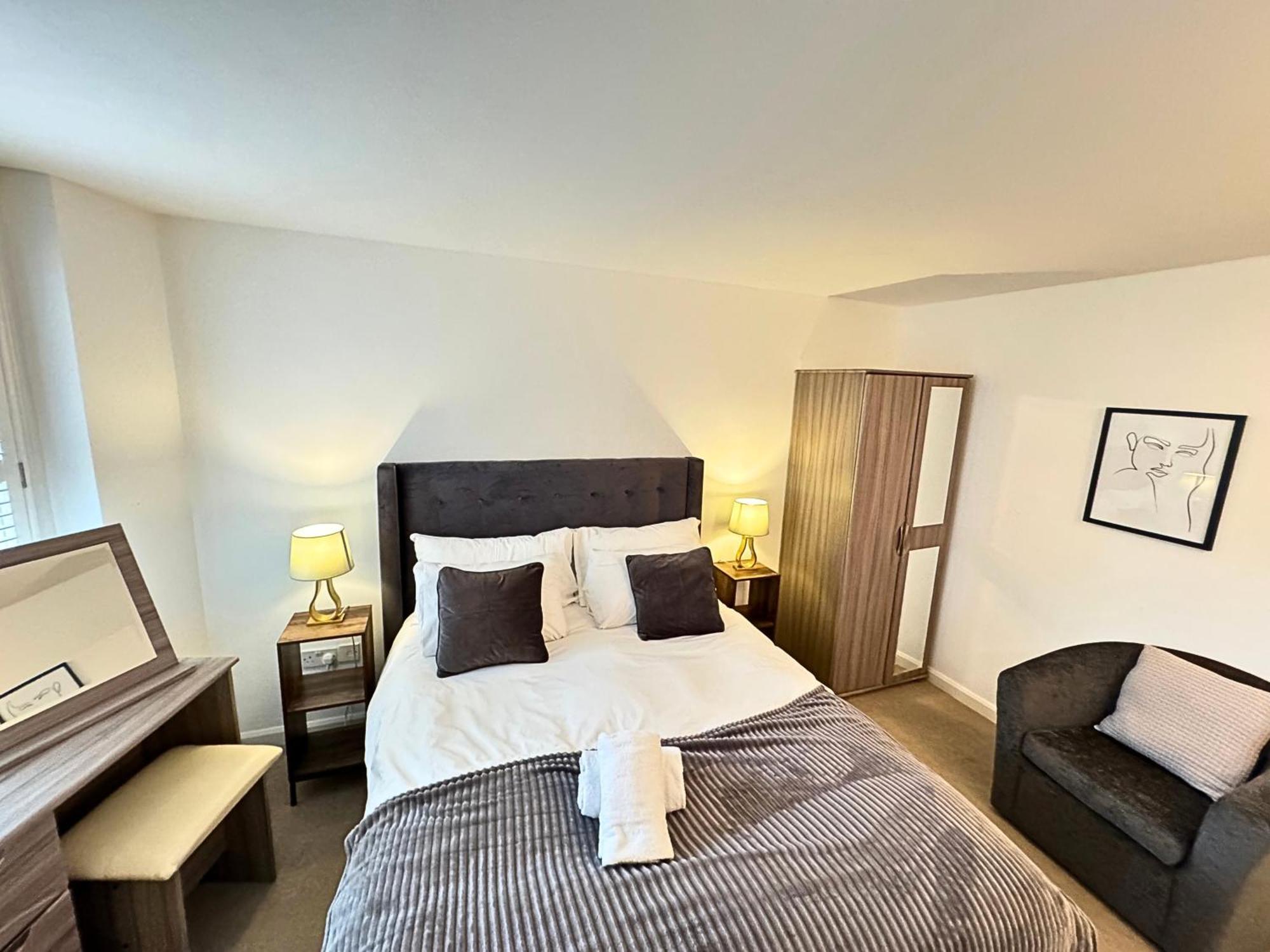 The Heart Of Kensington Mews - 3 Bedrooms House-Private Entrance-Hyde Park Walk Away-Green Park 9 Minutes Underground- The Best Of London With Glamour Of Kensington Bagian luar foto